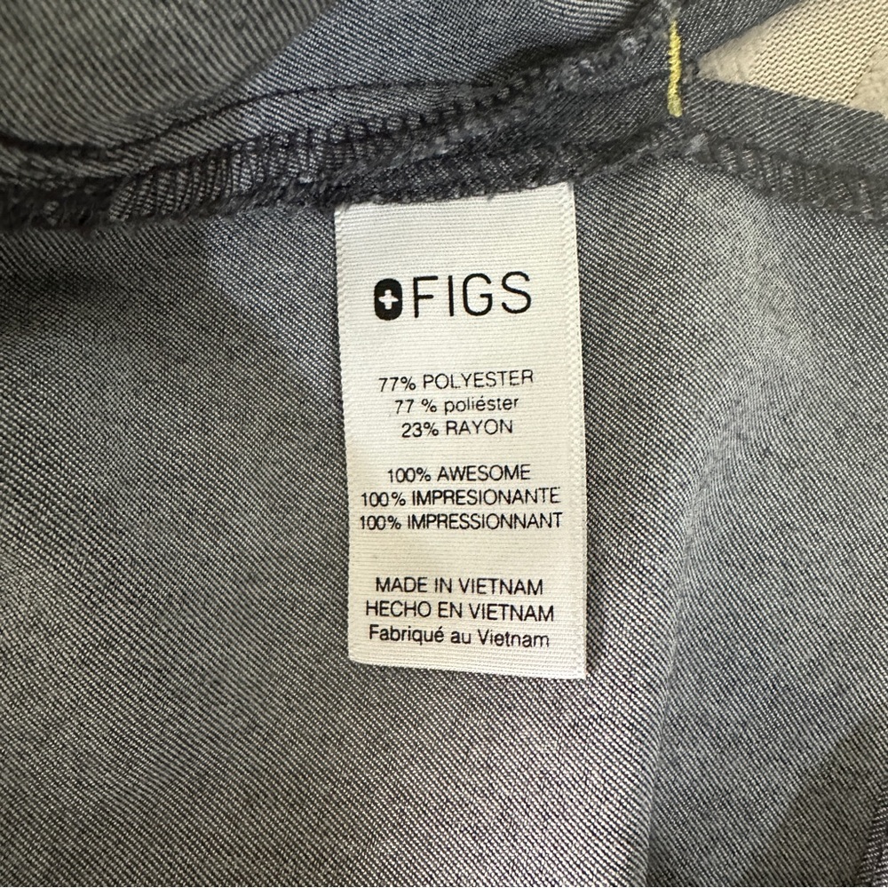 Figs Threads For Threads Scrub Top - image 5